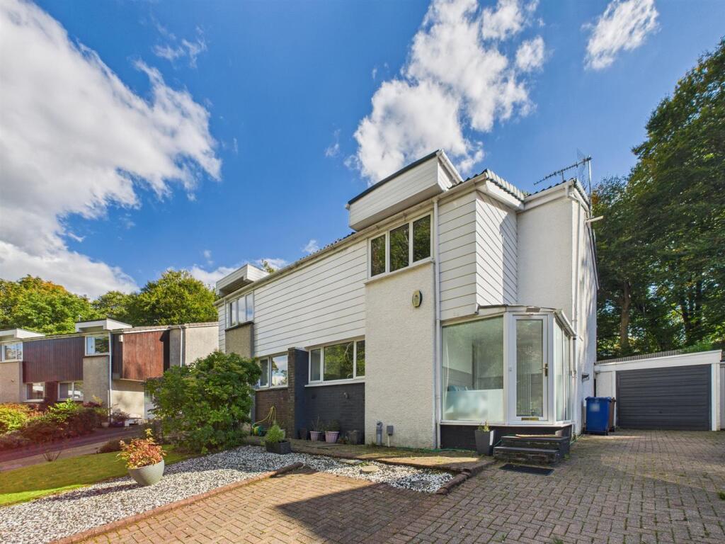 Main image of property: Linnpark Gardens, Johnstone