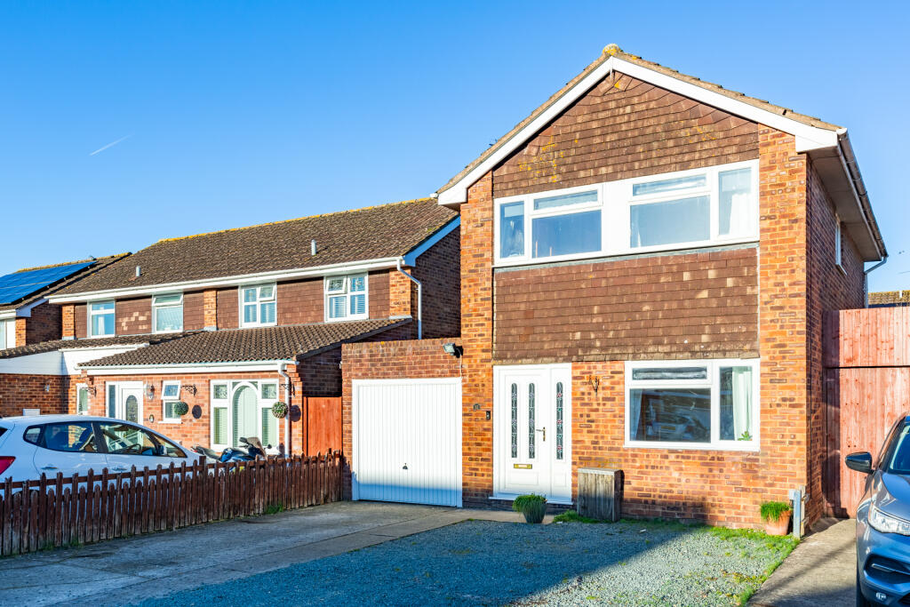 Main image of property: Pear Tree Close, Hardwicke, Gloucester, Gloucestershire