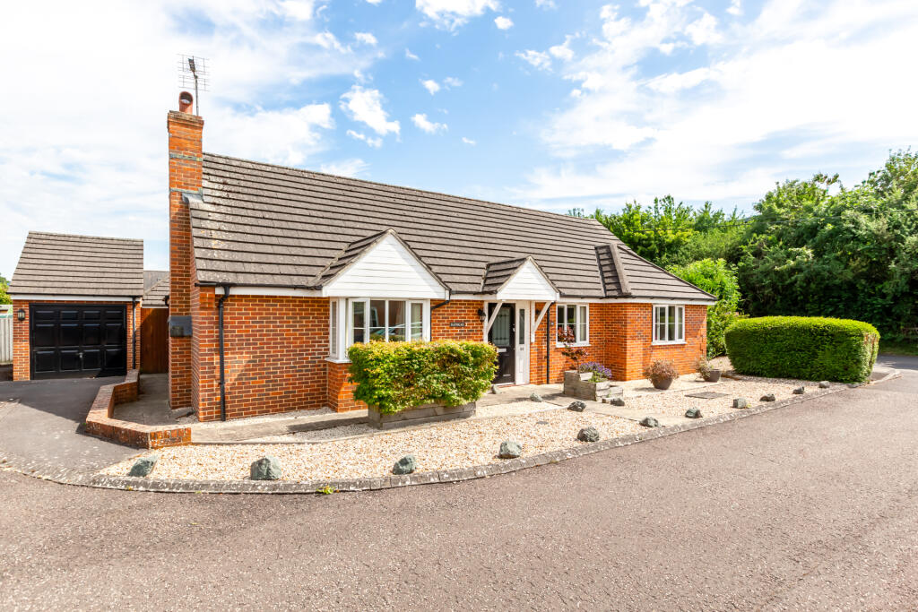 Main image of property: Naas Lane, Quedgeley, Gloucester, Gloucestershire