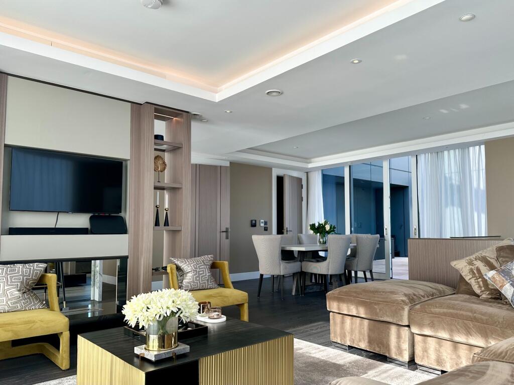 Main image of property: Penthouse, Maine Tower,  Harbour Way, London