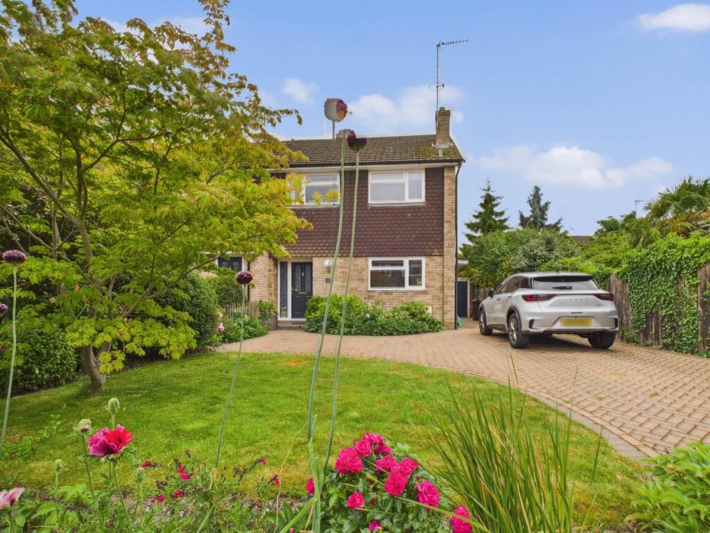 Main image of property: Dovecote, Haddenham