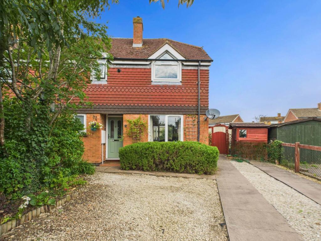 Main image of property: Stanbridge Close, Haddenham
