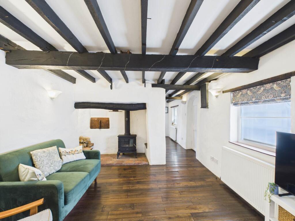 Main image of property: Dollicott, Haddenham