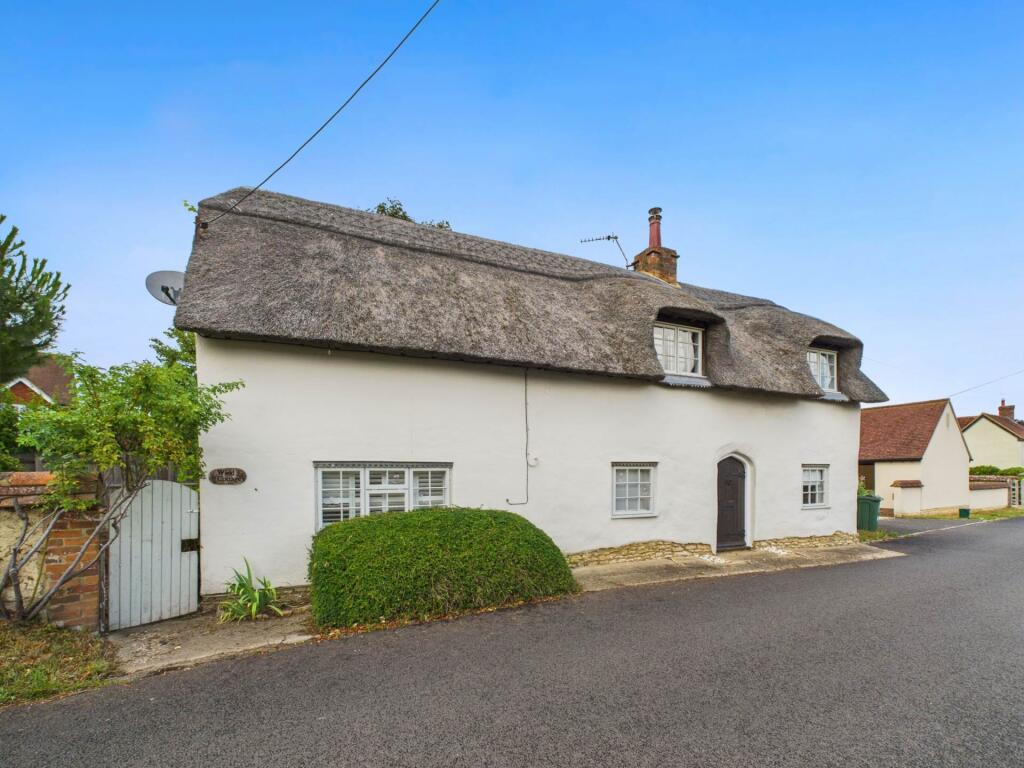 Main image of property: Dollicott, Haddenham