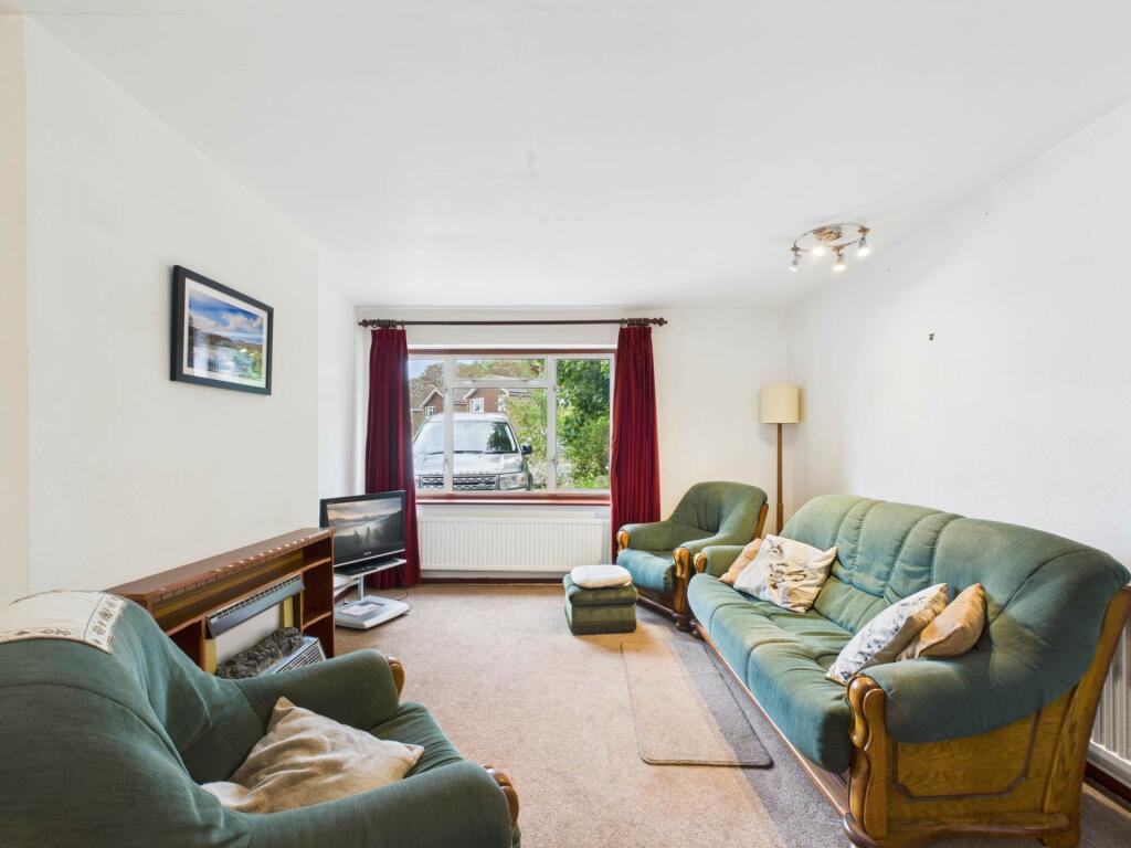 Main image of property: Long Furlong, Haddenham