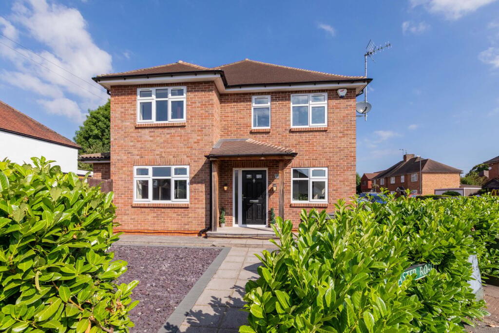 Main image of property: Alwyn Road, Maidenhead, SL6