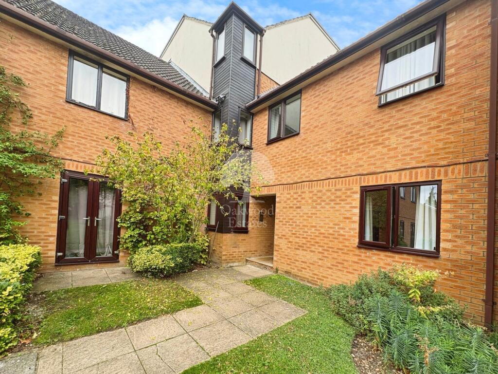 Main image of property: Lancastria Mews, Maidenhead, Berkshire, SL6