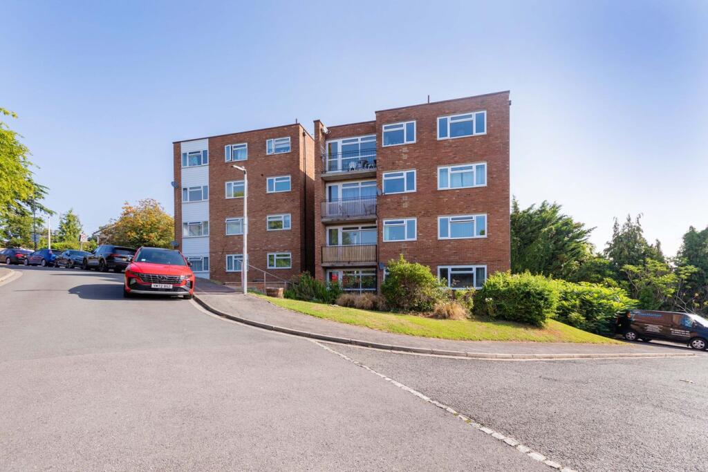 Main image of property: Croxley Rise, Maidenhead , SL6