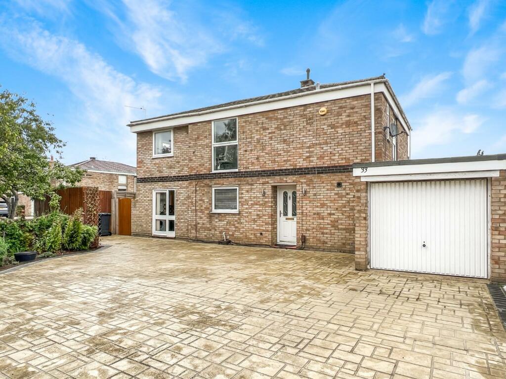 5 bedroom link detached house for sale in Clay Street, Histon