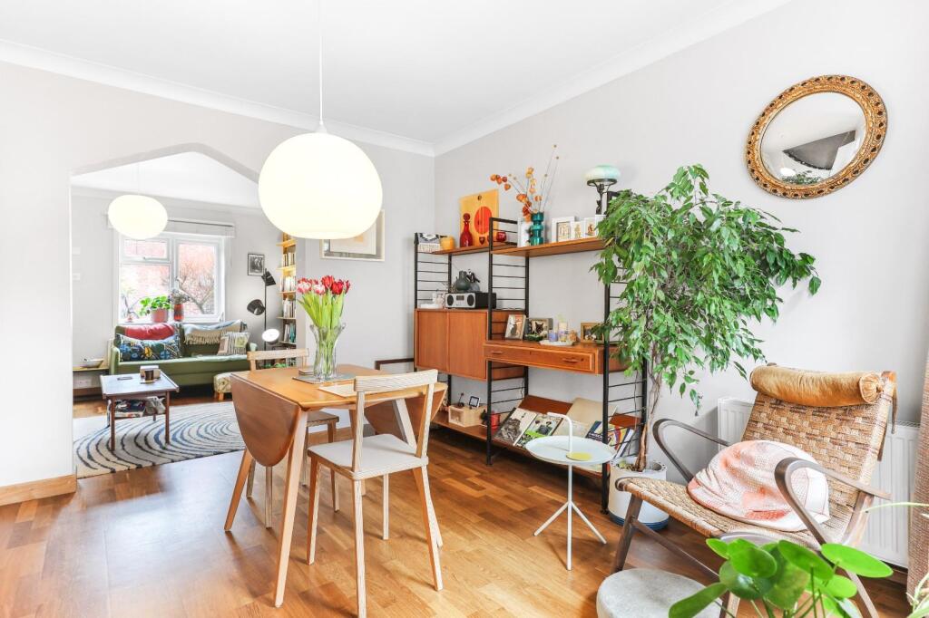 Additional property image - Kingsway, Histon, Cambridge