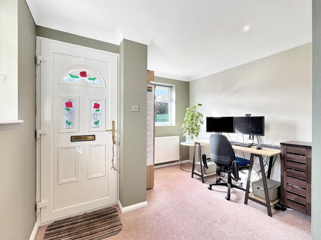 Additional property image - Youngman Avenue, Histon, Cambridge