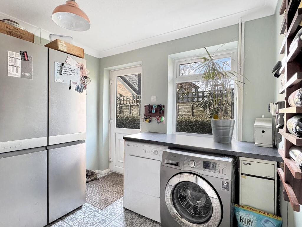 Additional property image - Youngman Avenue, Histon, Cambridge