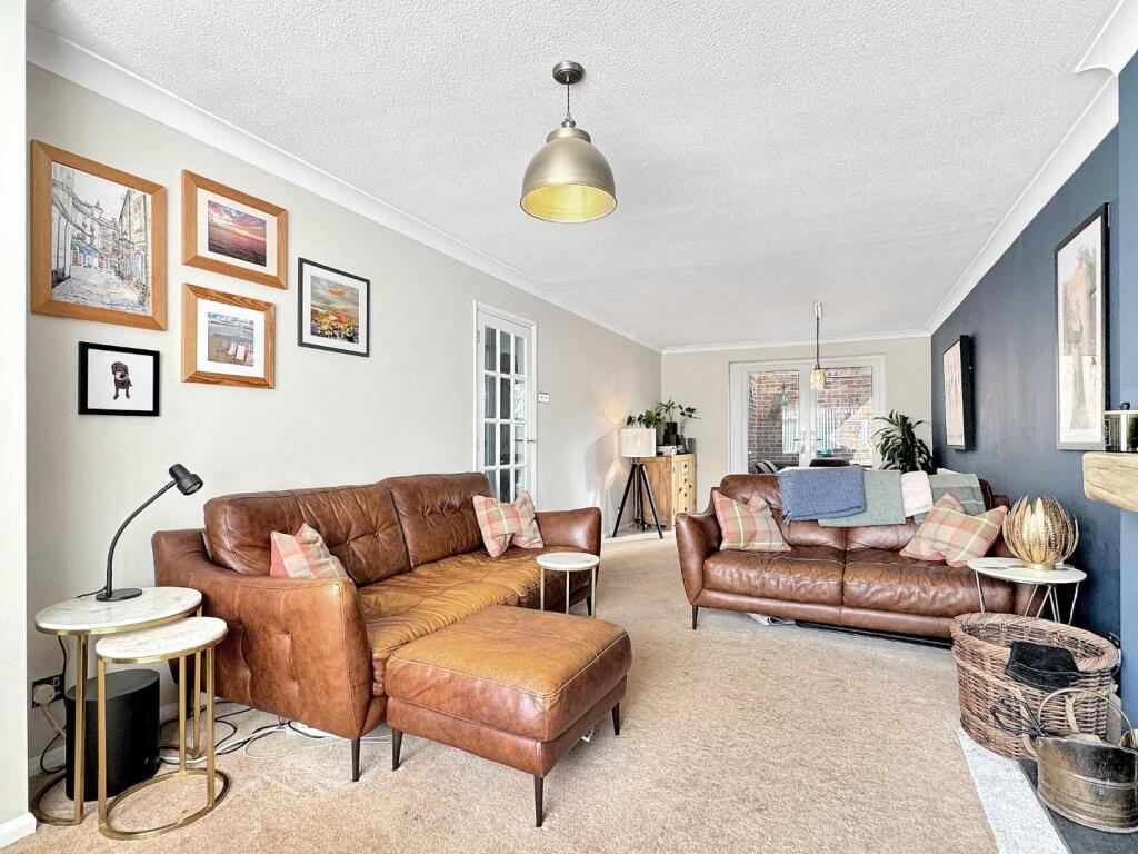 Additional property image - Youngman Avenue, Histon, Cambridge