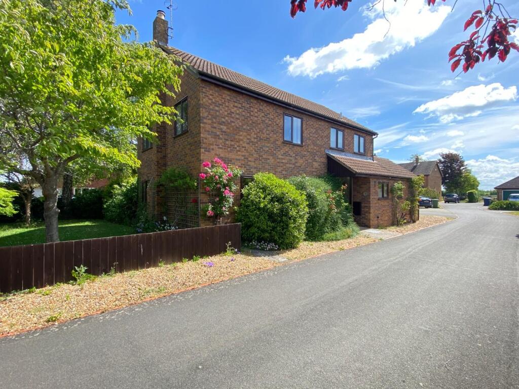 Main image of property: Paddock Close, Impington, Cambridge