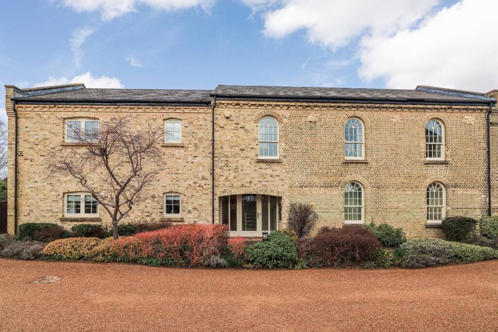Main image of property: Lawson Close, Histon, Cambridge
