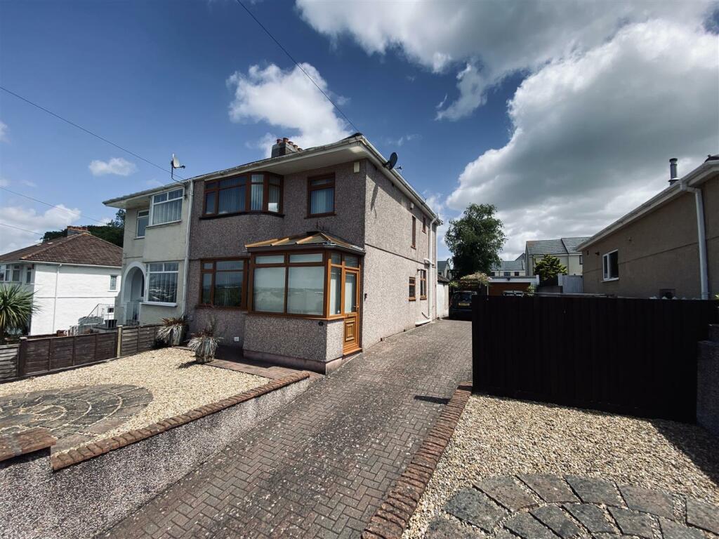 3 bedroom semidetached house for sale in Honicknowle Lane, Plymouth, PL2