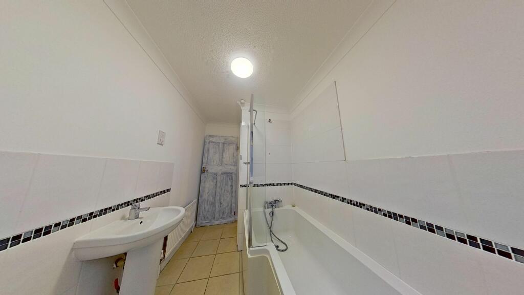 Additional image 15 of 10a Castle Avenue, Dover