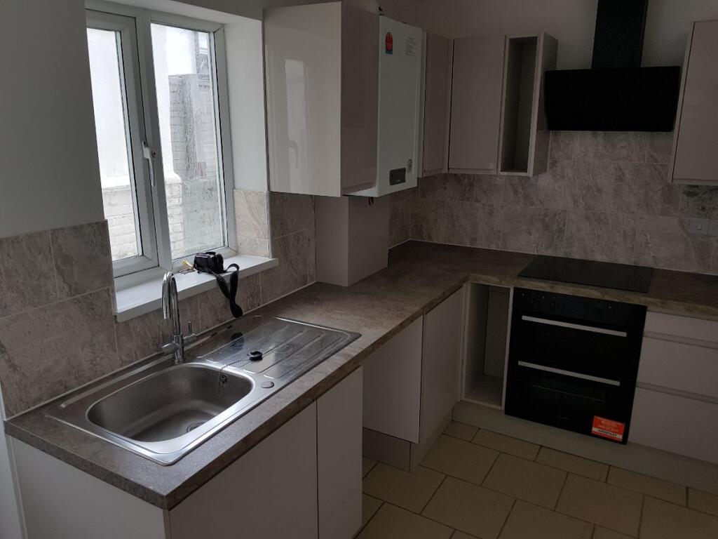 Main image of property: Basement Flat Templar Street