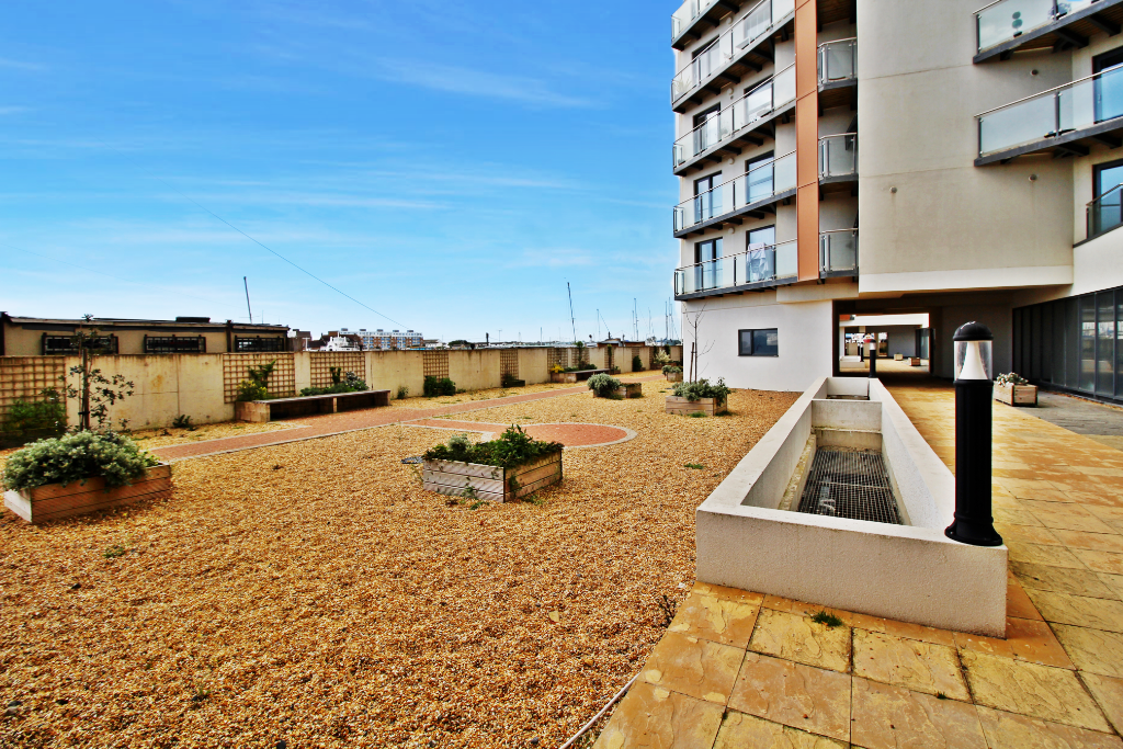 Additional property image - Brighton Road, Shoreham-By-Sea, West Sussex, BN43 6DH