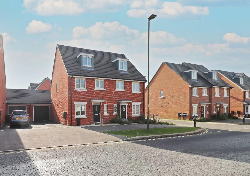 Main image of property: Longacres Way, Chichester, West Sussex, PO20