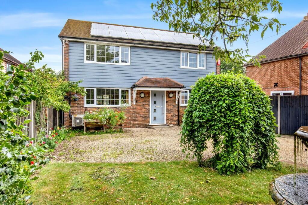 Main image of property: Upton Road, Chichester, West Sussex, PO19 8QQ