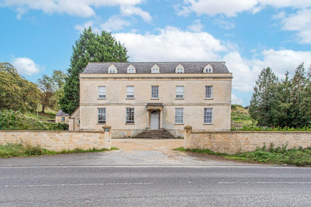 Main image of property: Hillgrove House, Bath Road, Woodchester, Stroud, Gloucestershire, GL5
