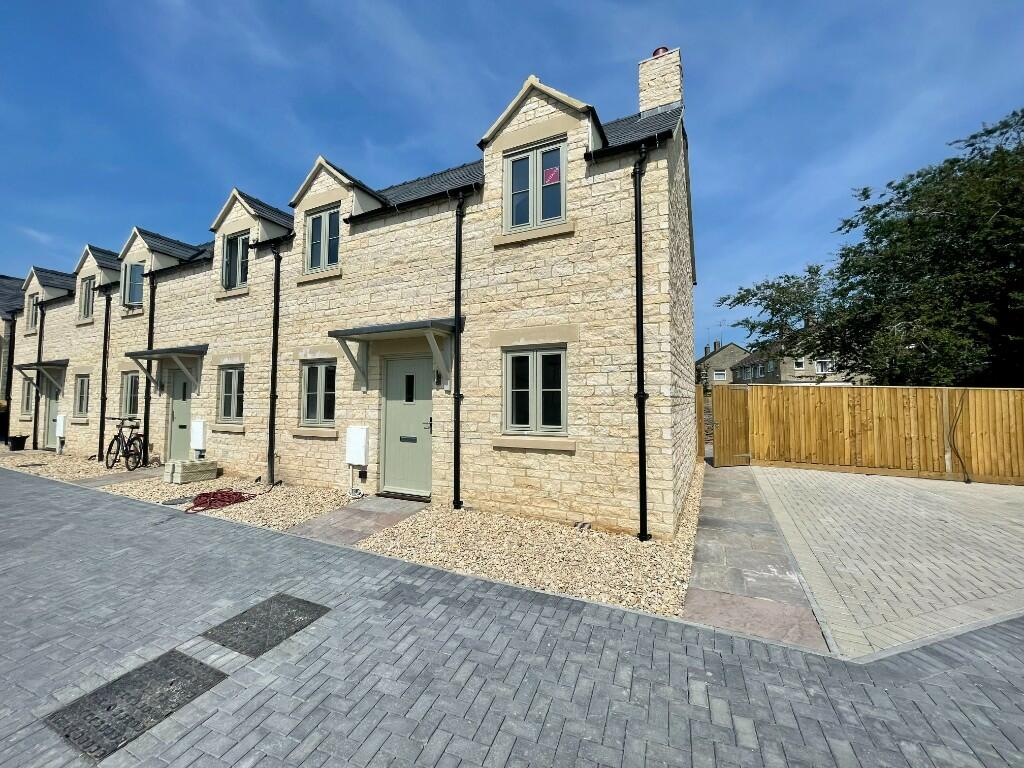 Main image of property: Jubilee Place, London Road, Tetbury, Gloucestershire, GL8