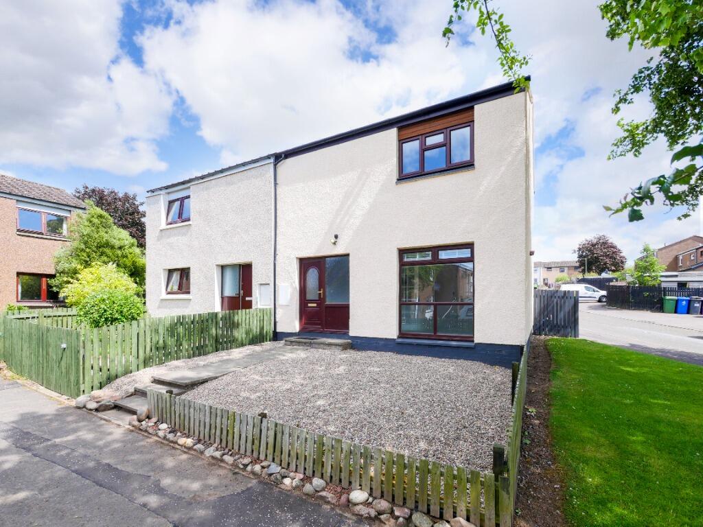 Main image of property: Hillrise, Kirriemuir, Angus, DD8