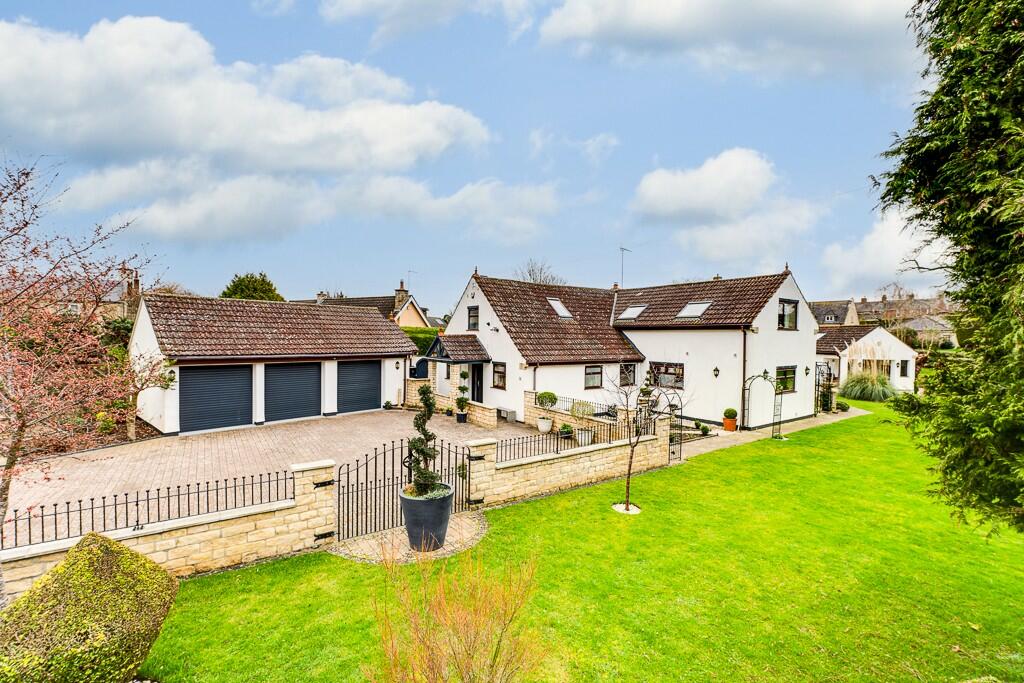 4 bedroom detached house for sale in NN17 Fellgreen, Chapel Road