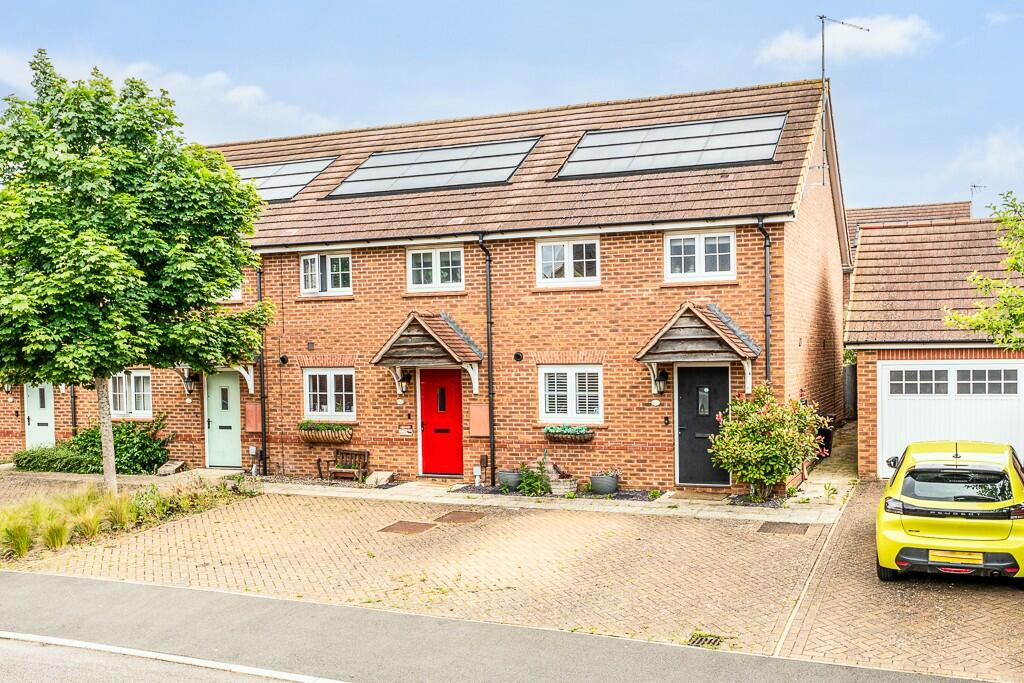 2 bedroom end of terrace house for sale in NN15 Nicholas Road, Barton