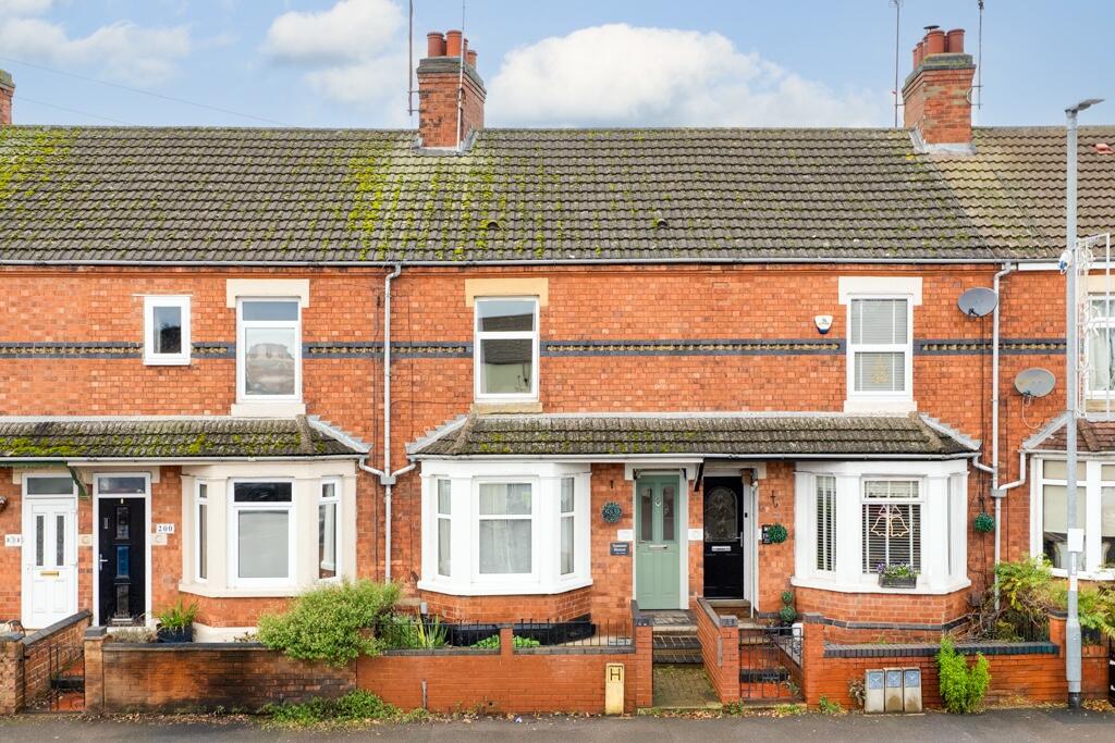 Main image of property: NN15 High Street, Burton Latimer