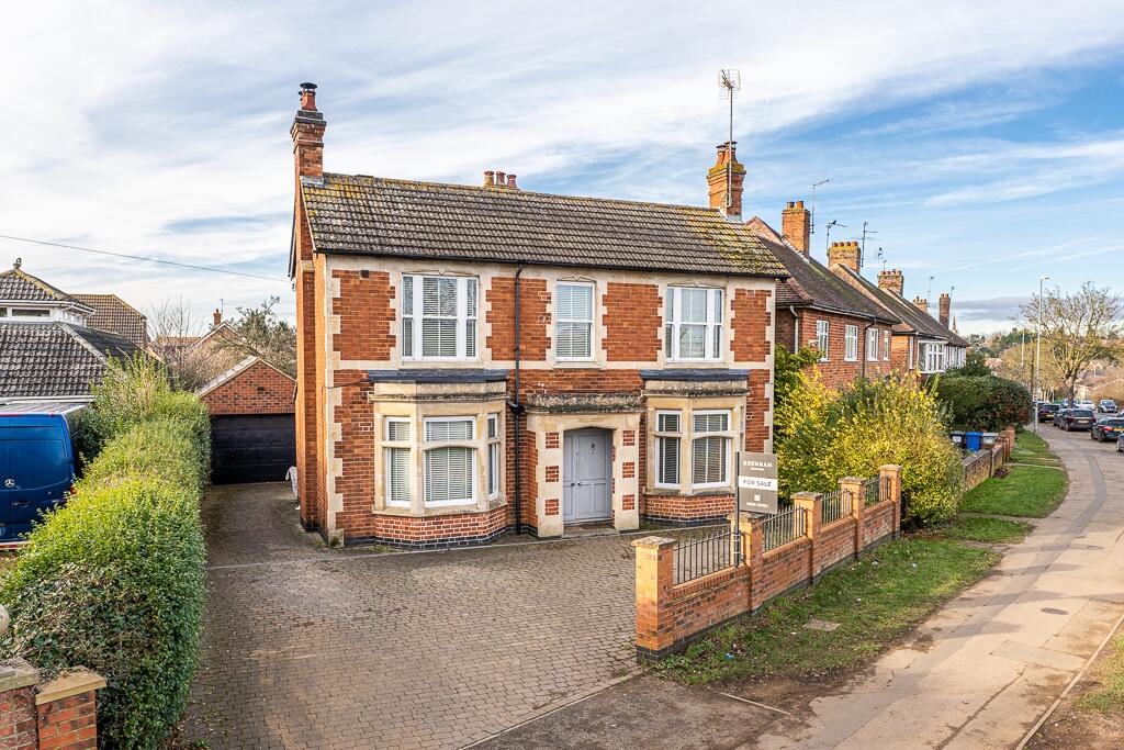 3 bedroom detached house for sale in NN15 Pytchley Road, Kettering, NN15