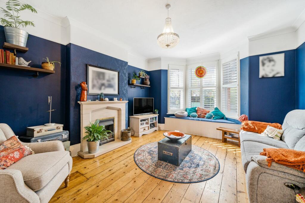 5 bedroom end of terrace house for sale in Bitton Park Road, Teignmouth