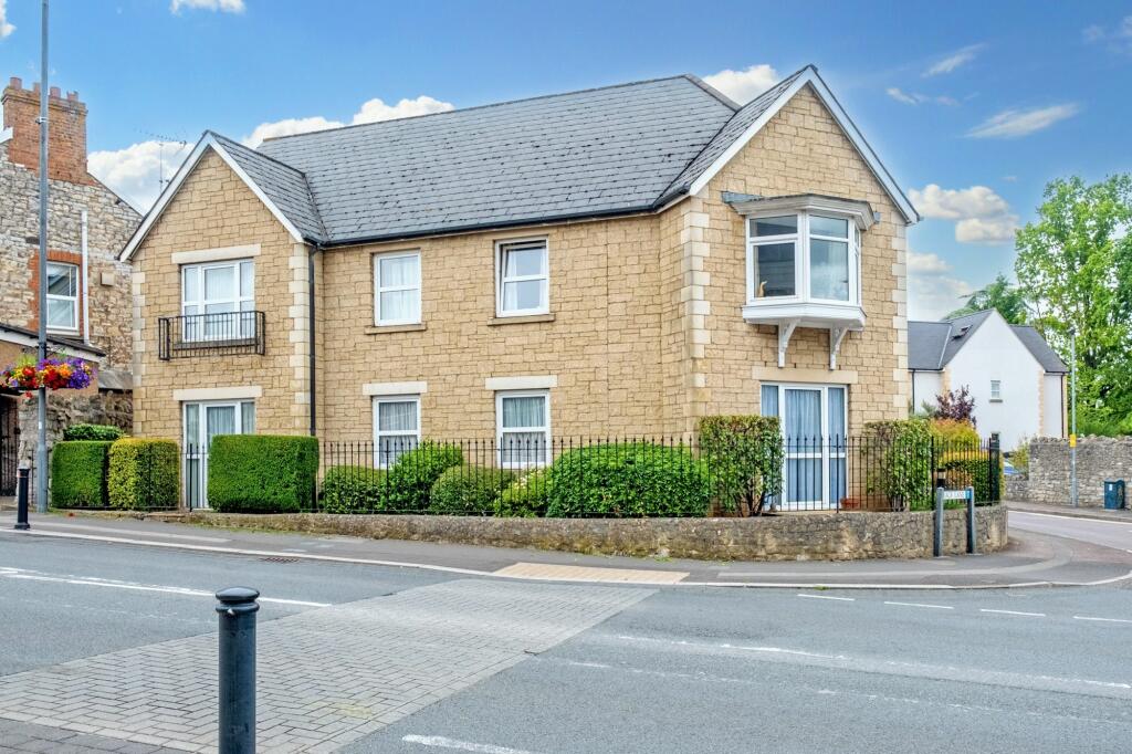 2 bedroom apartment for sale in Back Lane, Keynsham, BS31