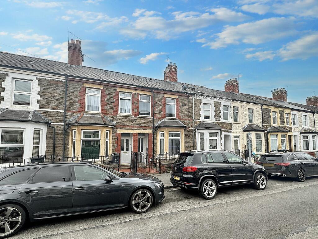 3 bedroom terraced house for sale in Alfred Street, Cardiff, CF24