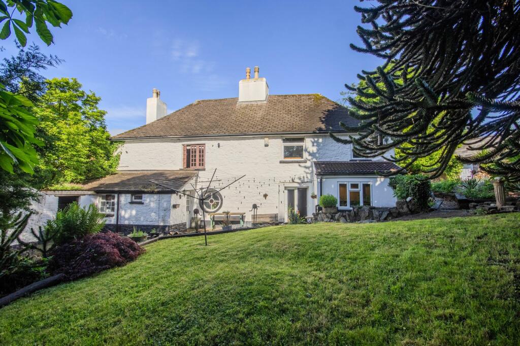 5 bedroom detached house for sale in Penygarn, Pontypool, NP4