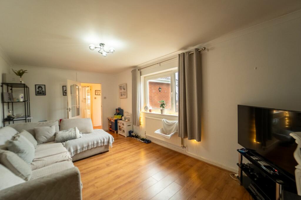 Additional property image - Maes Y Bryn, Tonyrefail, CF39 8LA