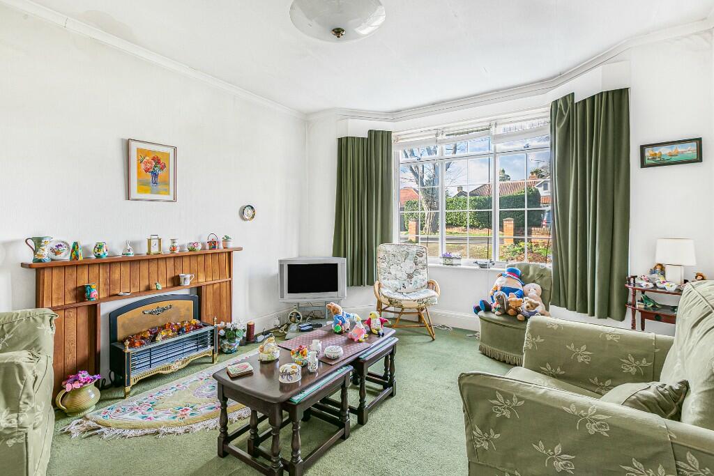 Additional property image - Stanley Avenue, St. Albans, Hertfordshire, AL2