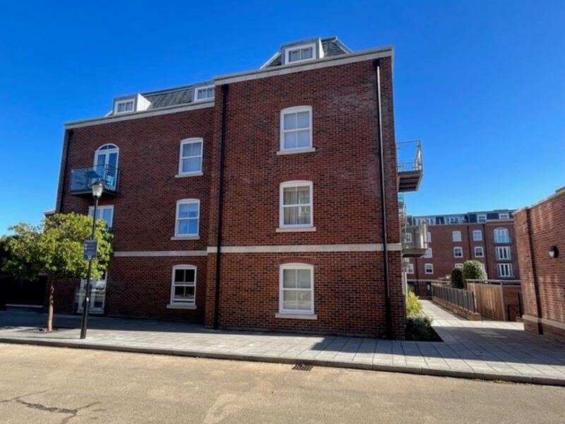 Main image of property: Salt Meat Lane, Gosport