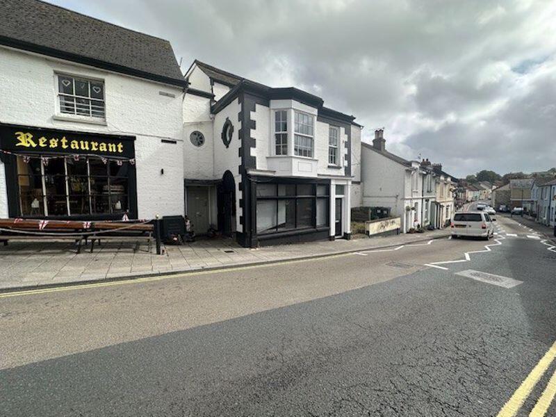 Main image of property: High Street, Brading 