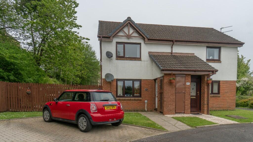 2 bedroom flat for sale in Dennyholm Wynd, Kilbirnie, Ayrshire, KA25