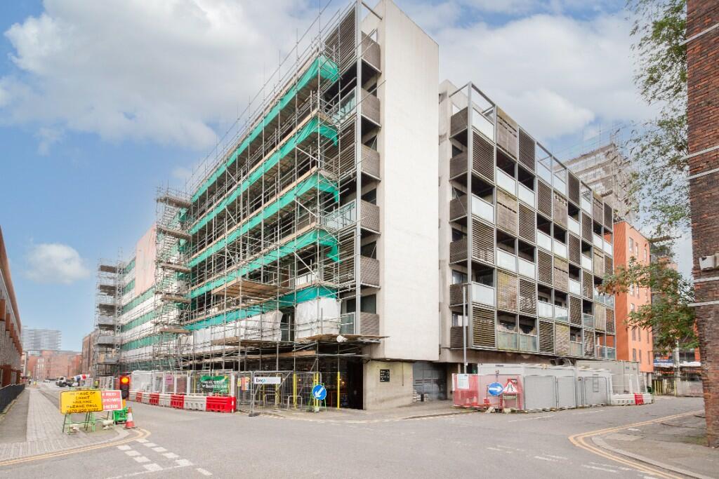 2 bedroom flat for sale in Ellesmere Street, Manchester, Greater