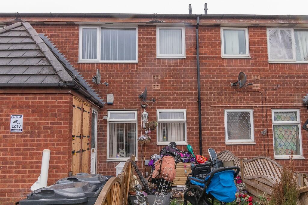 1 bedroom flat for sale in Phoenix Rise, Wednesbury, WS10