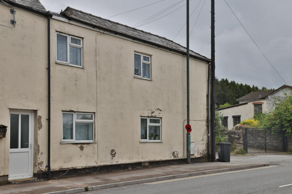 1 bedroom terraced house for sale in Steam Mills, Cinderford, Gloucestershire, GL14