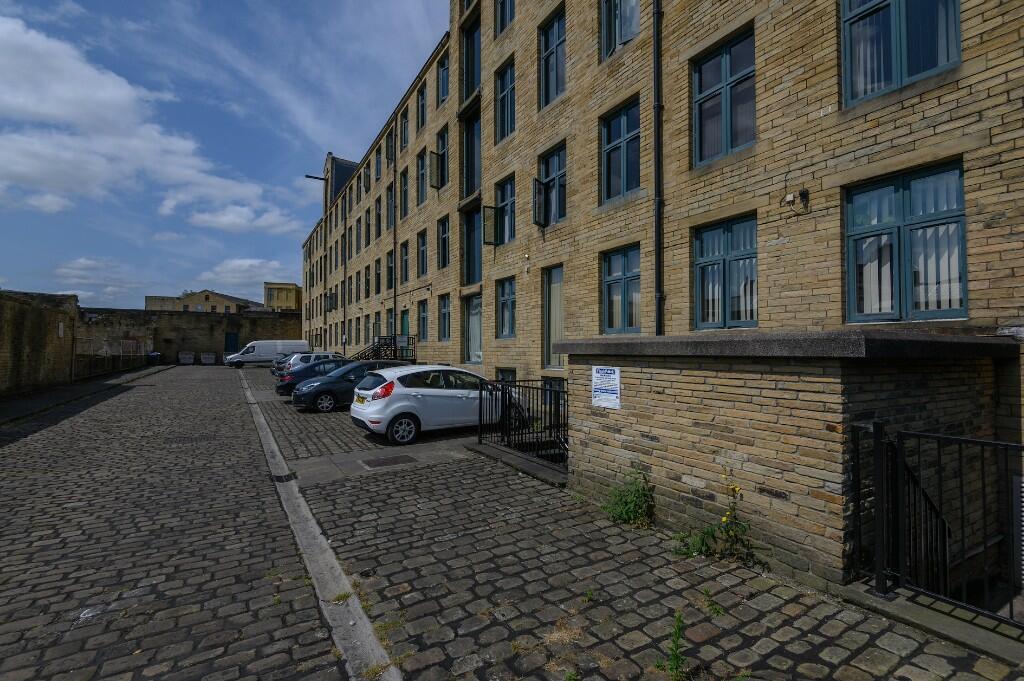 Additional property image - Sunbridge Road, Bradford, BD1