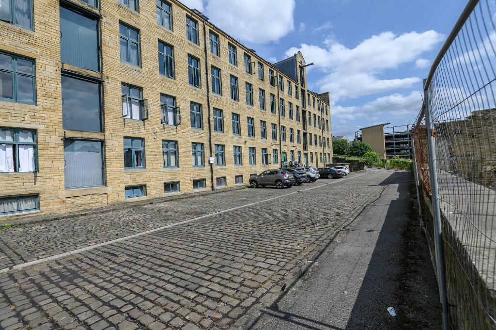 Additional property image - Sunbridge Road, Bradford, BD1
