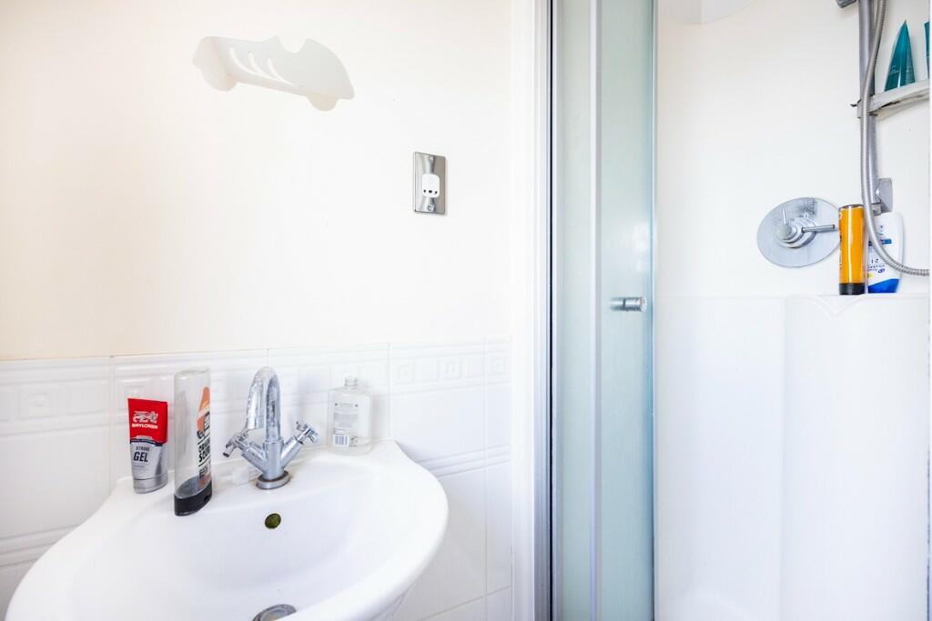 Additional property image - Parrock Street, Gravesend, DA12