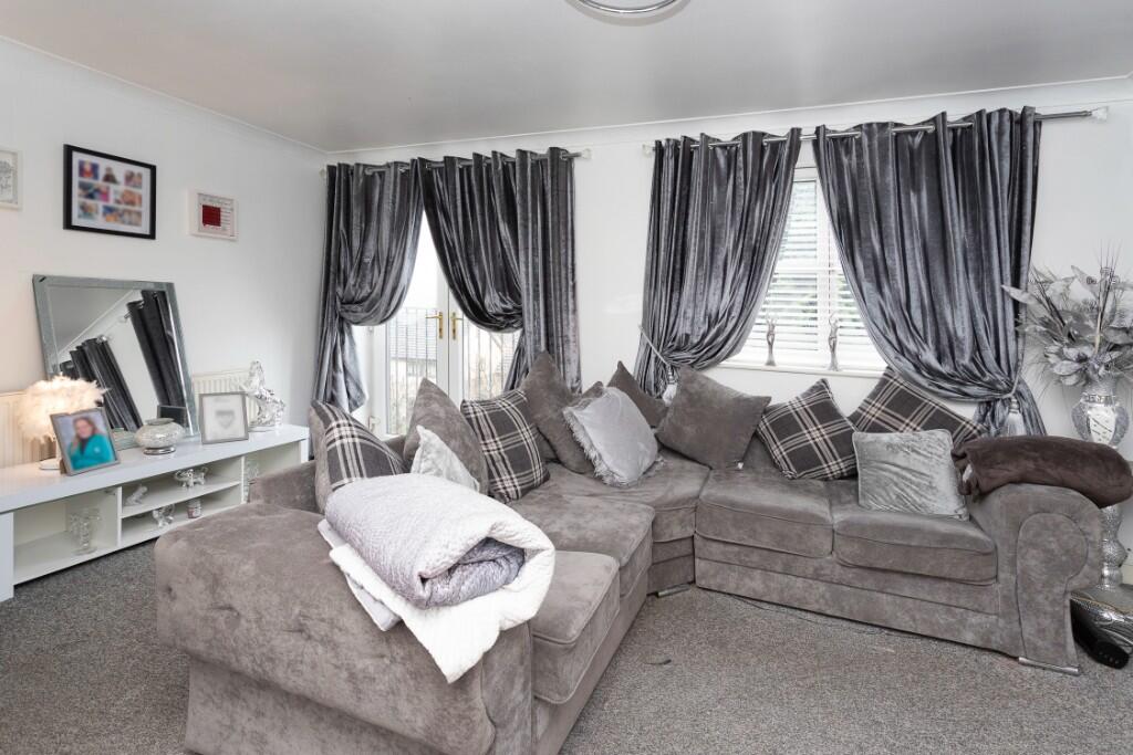 Additional property image - Keepers End, Bingley, BD16