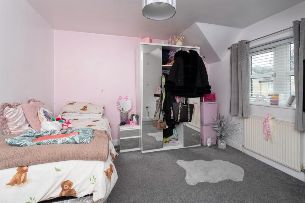 Additional property image - Keepers End, Bingley, BD16