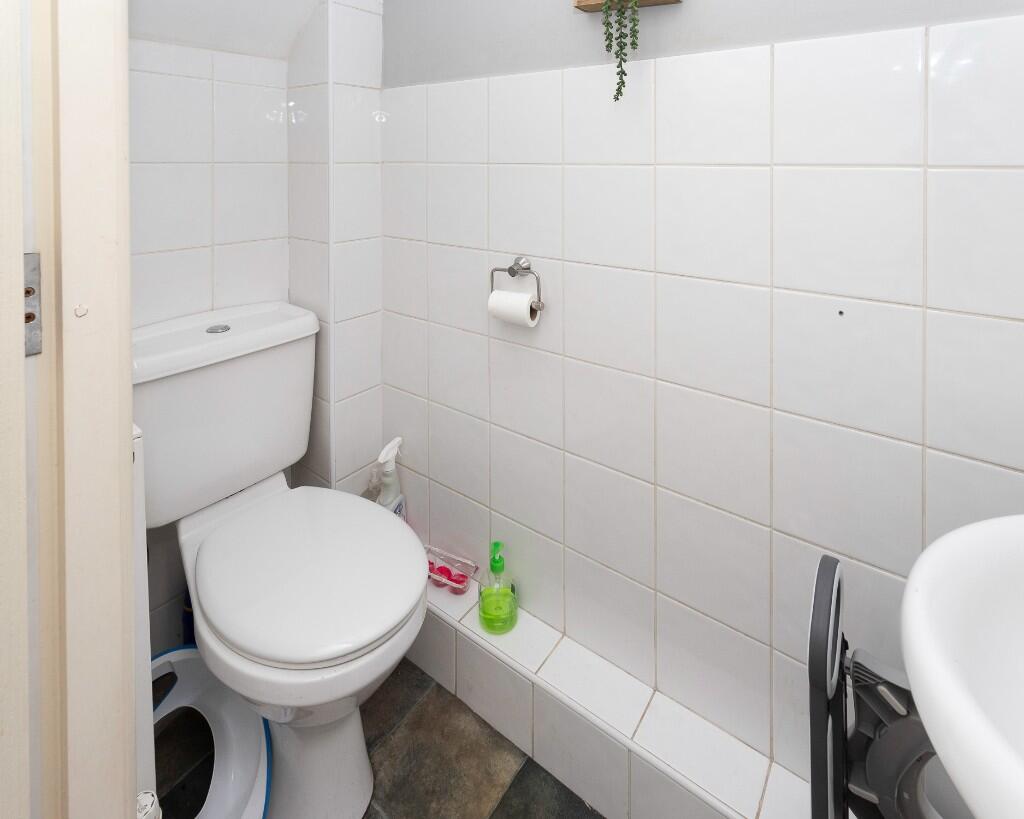 Additional property image - Keepers End, Bingley, BD16